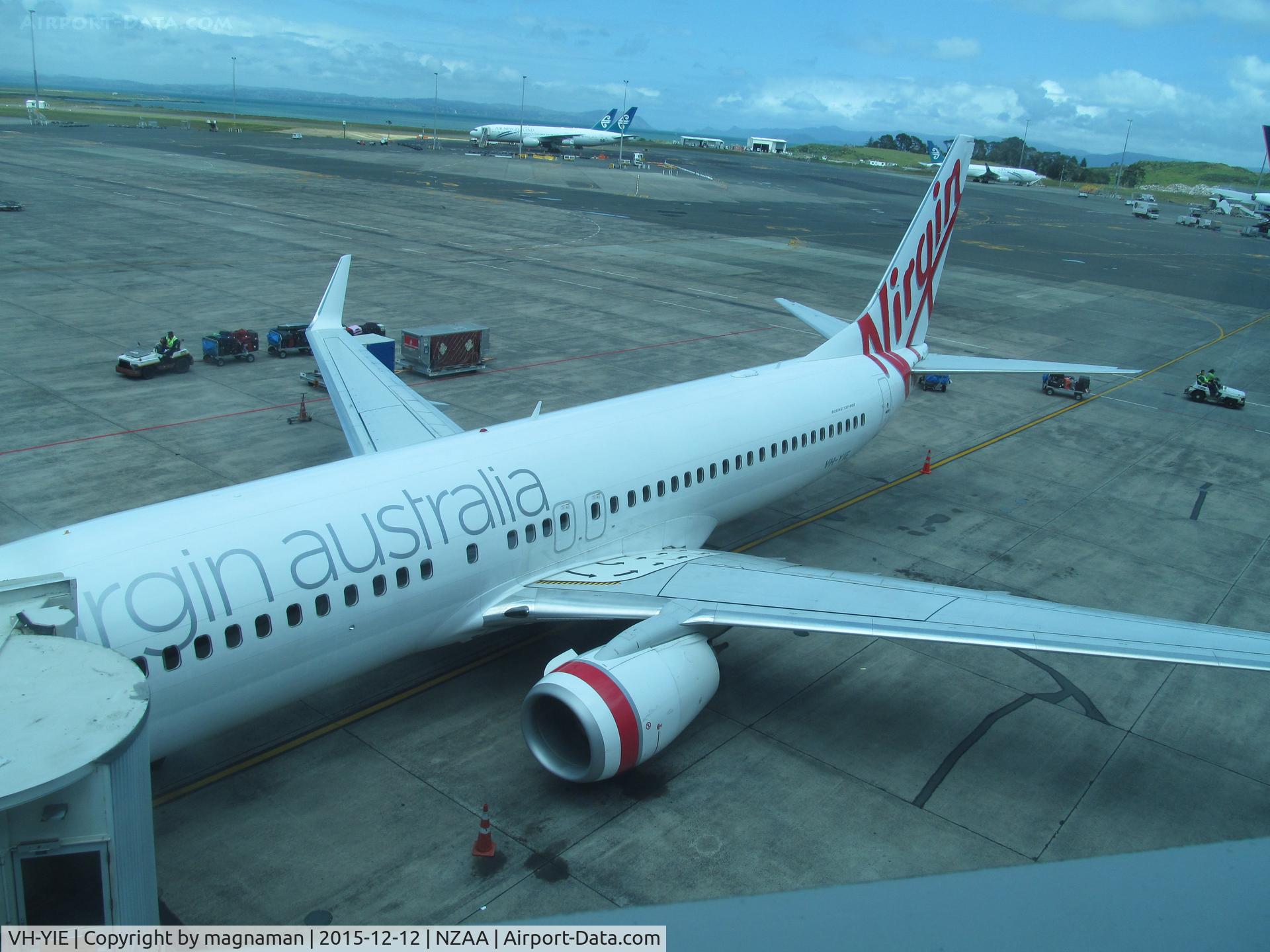 VH-YIE, 2011 Boeing 737-8FE C/N 38708, On stand at AKL