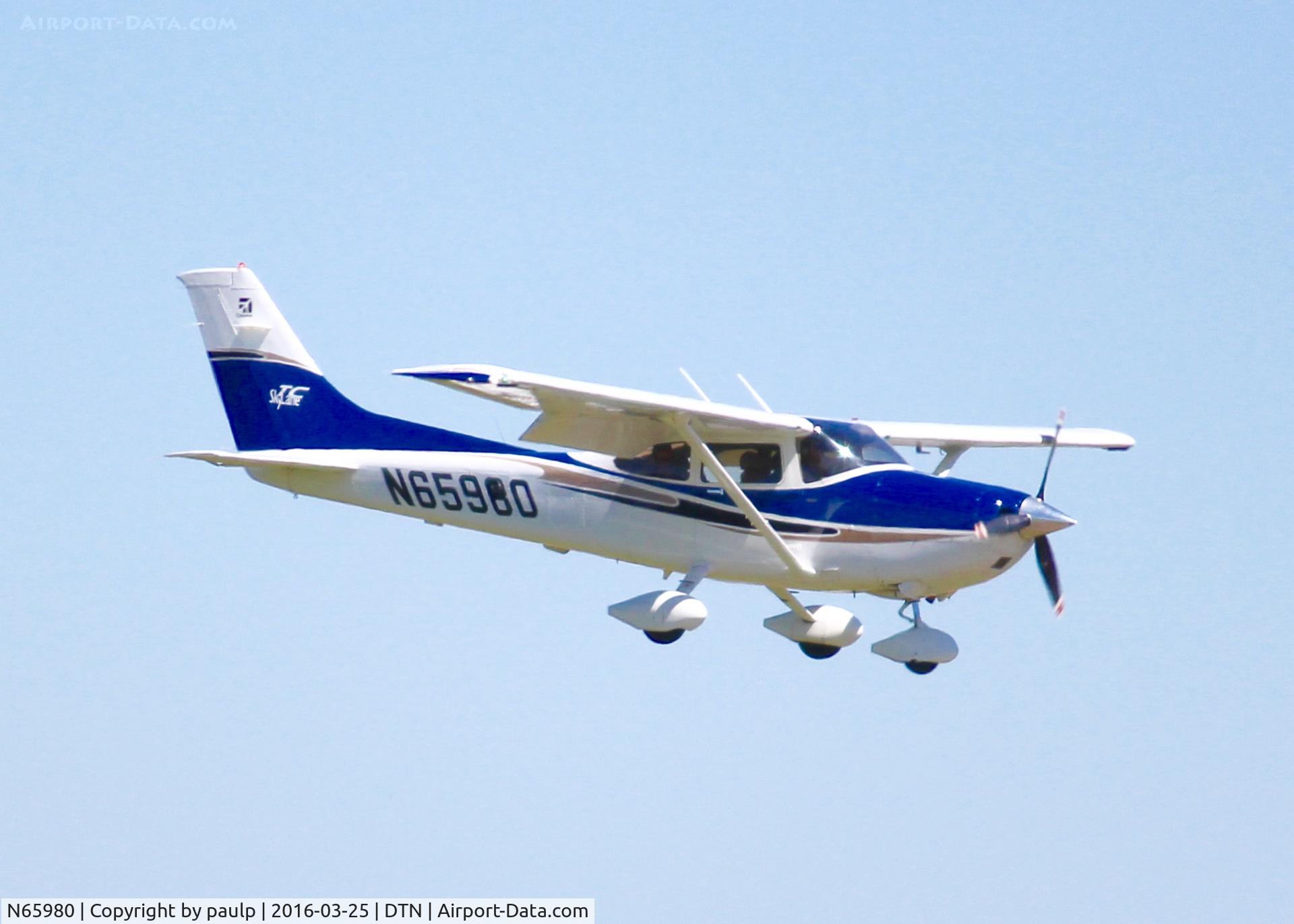 N65980, 2004 Cessna T182T Turbo Skylane C/N T18208332, At Downtown Shreveport.