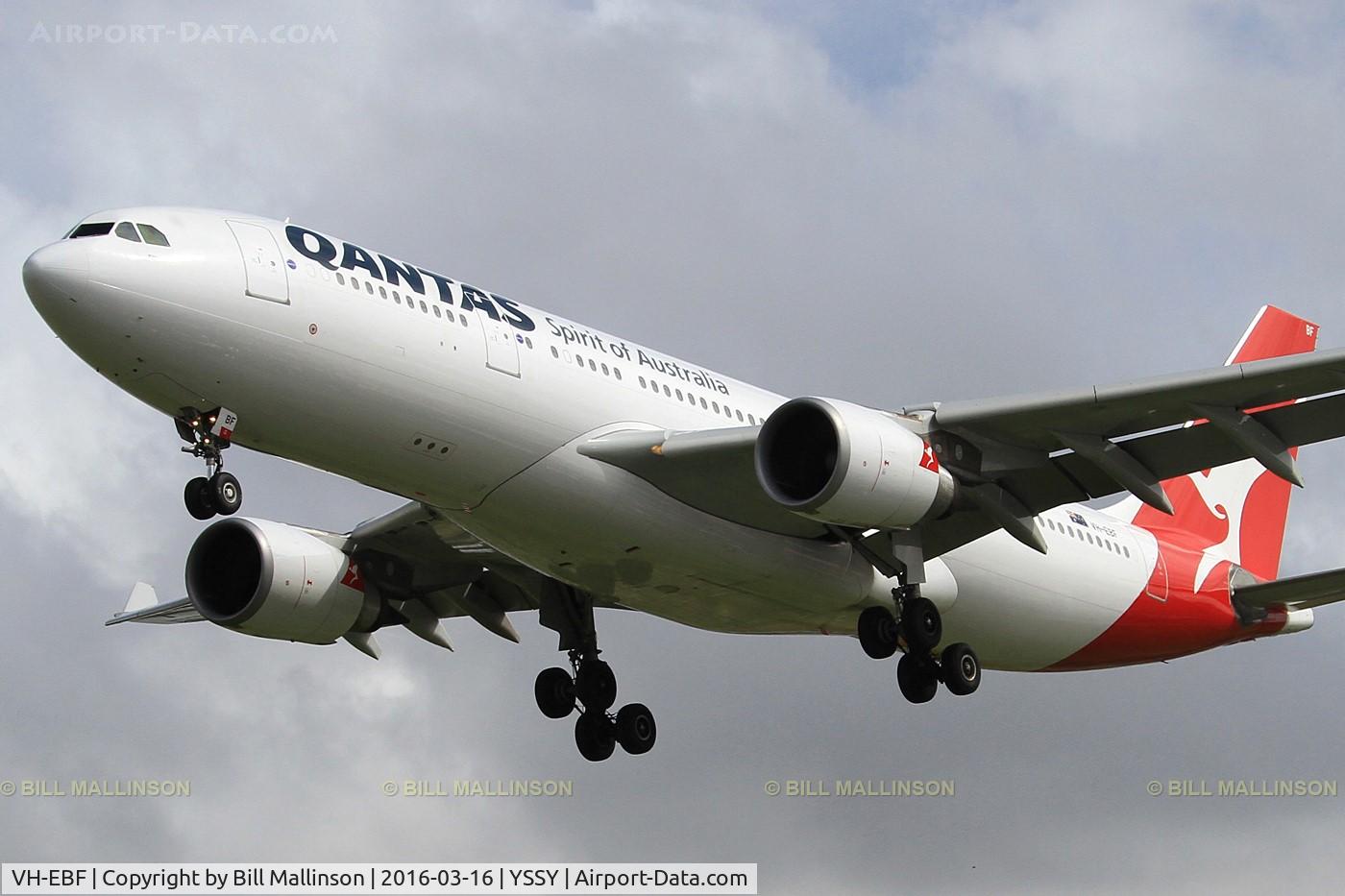 VH-EBF, 2007 Airbus A330-202 C/N 853, finals to 16R