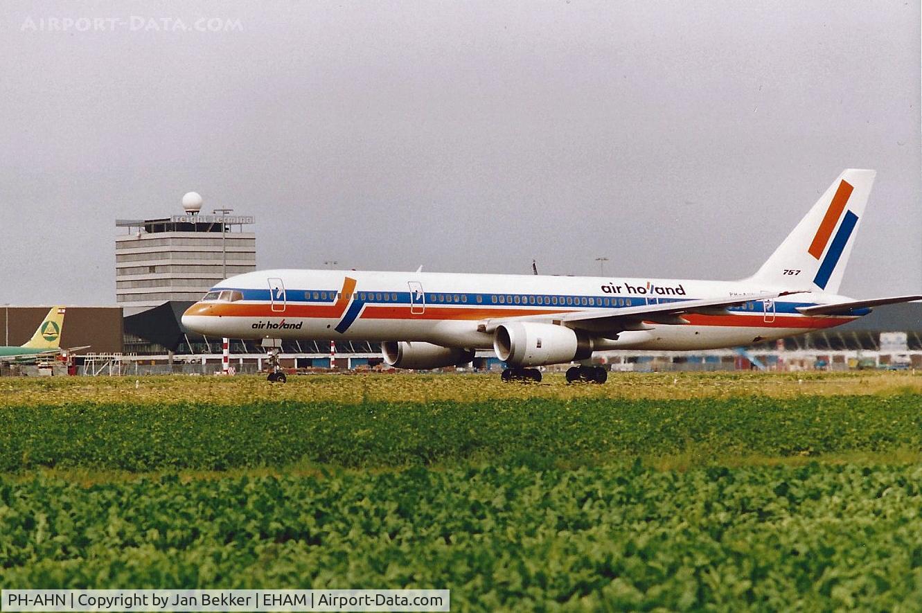 PH-AHN, 1990 Boeing 757-236 C/N 24771, August 1991 Schiphol