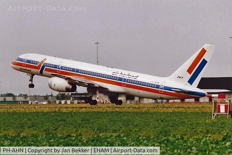 PH-AHN, 1990 Boeing 757-236 C/N 24771, August 1991 Schiphol