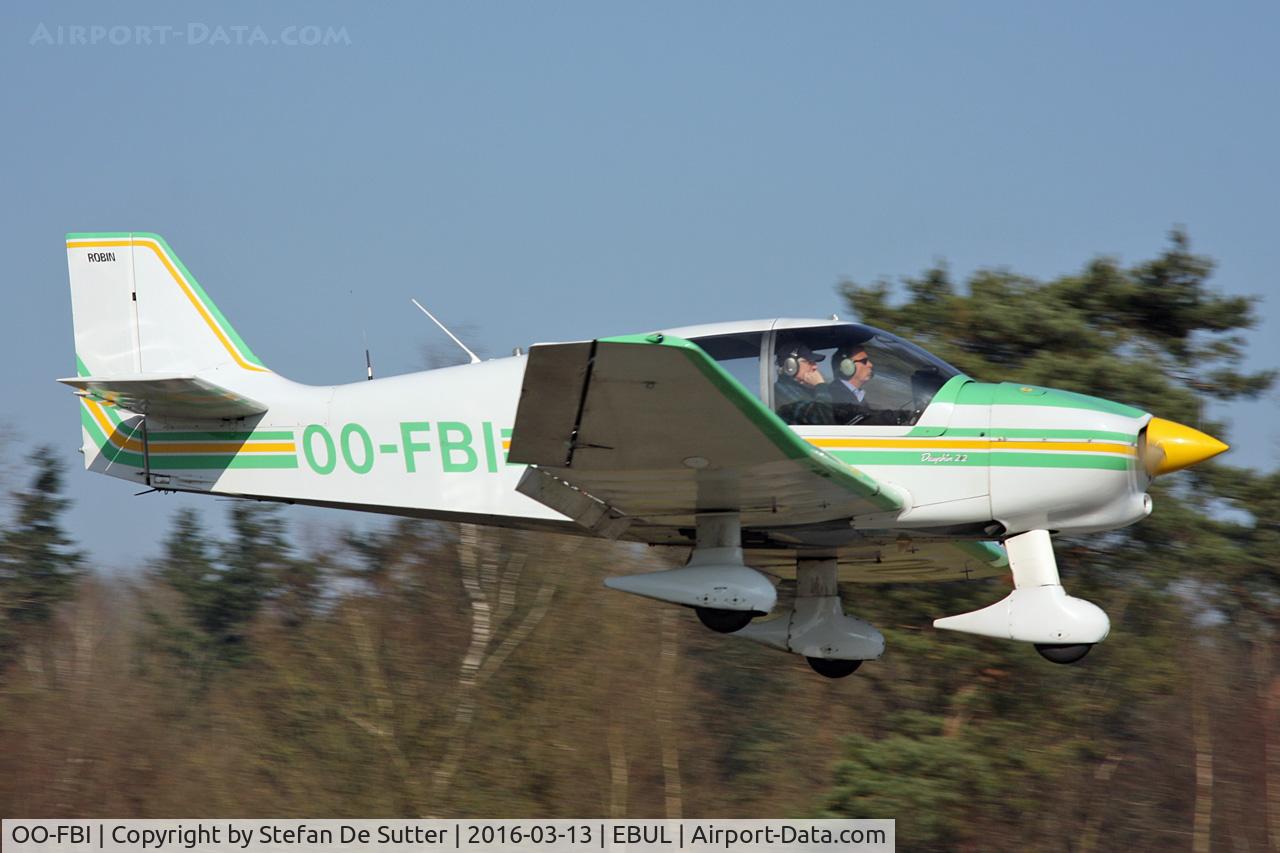 OO-FBI, Robin DR-400-120 Dauphin C/N 2036, On final runway 07 @ EBUL.