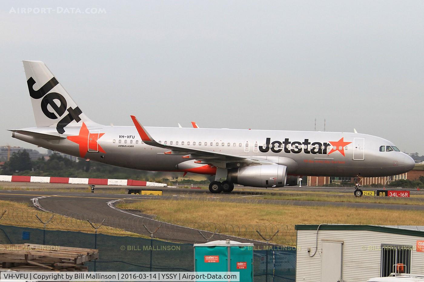 VH-VFU, 2013 Airbus A320-232 C/N 5814, TAXI FROM 34r