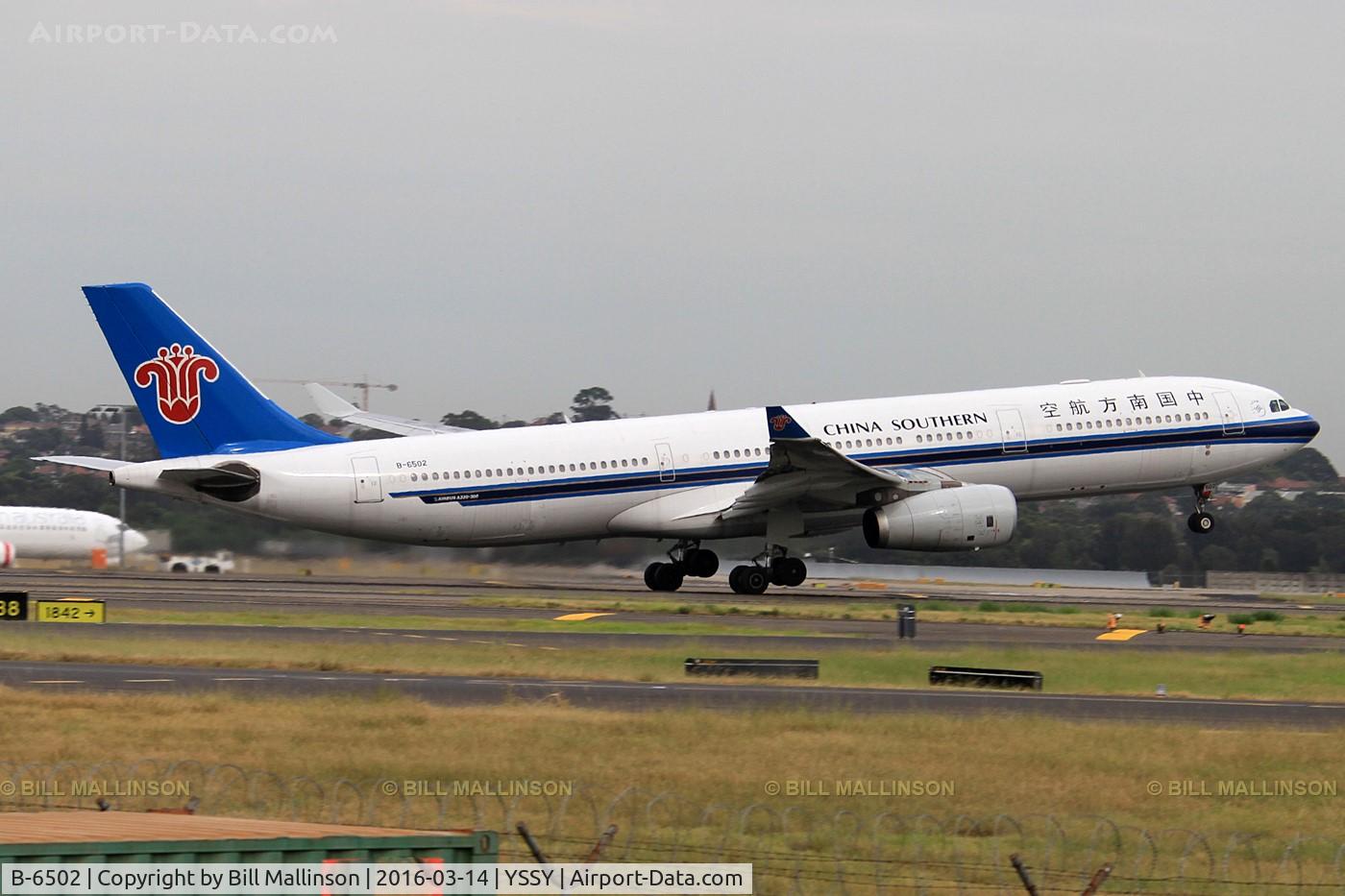 B-6502, 2008 Airbus A330-343E C/N 958, rotating from 34L