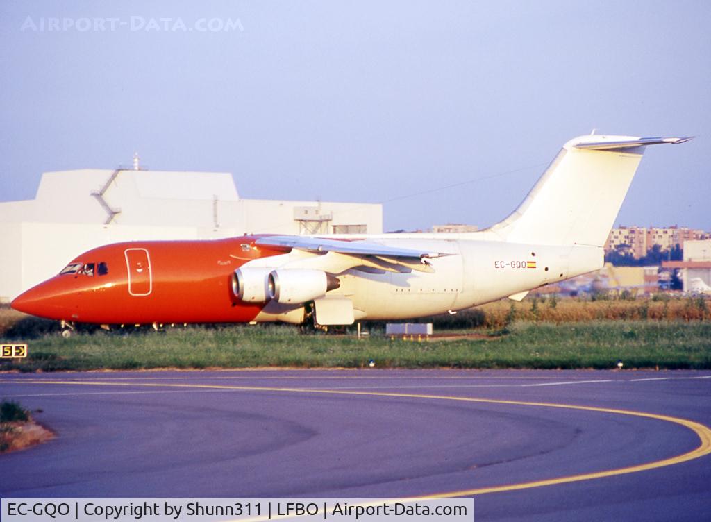 EC-GQO, 1987 British Aerospace BAe.146-200QT Quiet Trader C/N E2086, Taxiing holding point rwy 32R for departure... Partial TNT c/s without titles...
