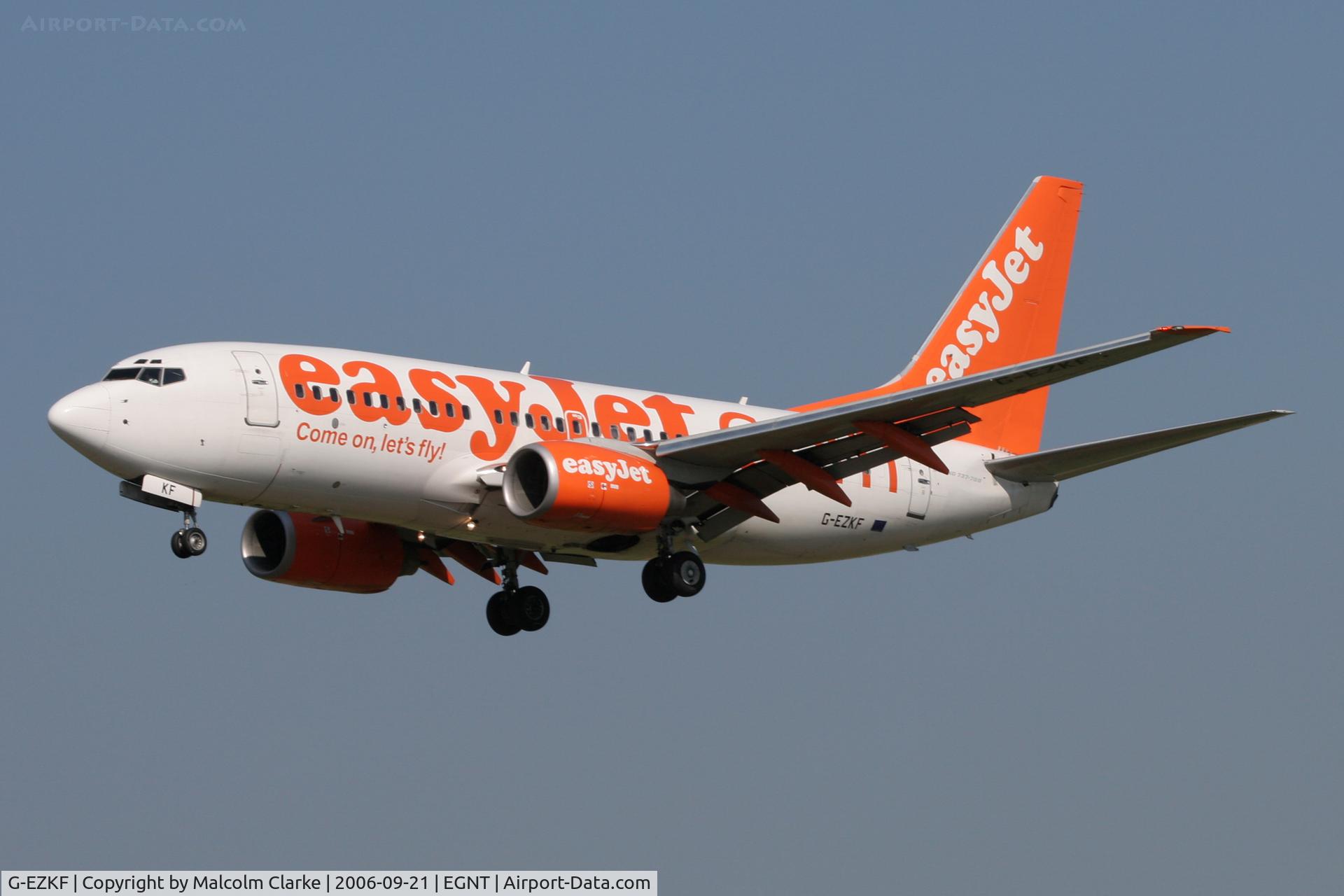 G-EZKF, 2004 Boeing 737-73V C/N 32427, Boeing 737-73V at Newcastle Airport, September 2006.