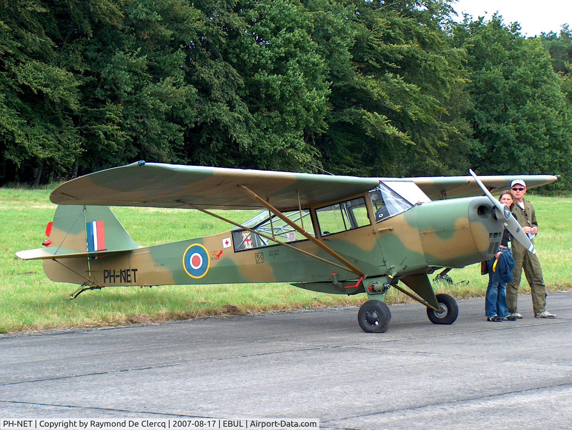 PH-NET, 1944 Taylorcraft J Auster 5 C/N 1416, Ursel Wings & Wheels 2007.