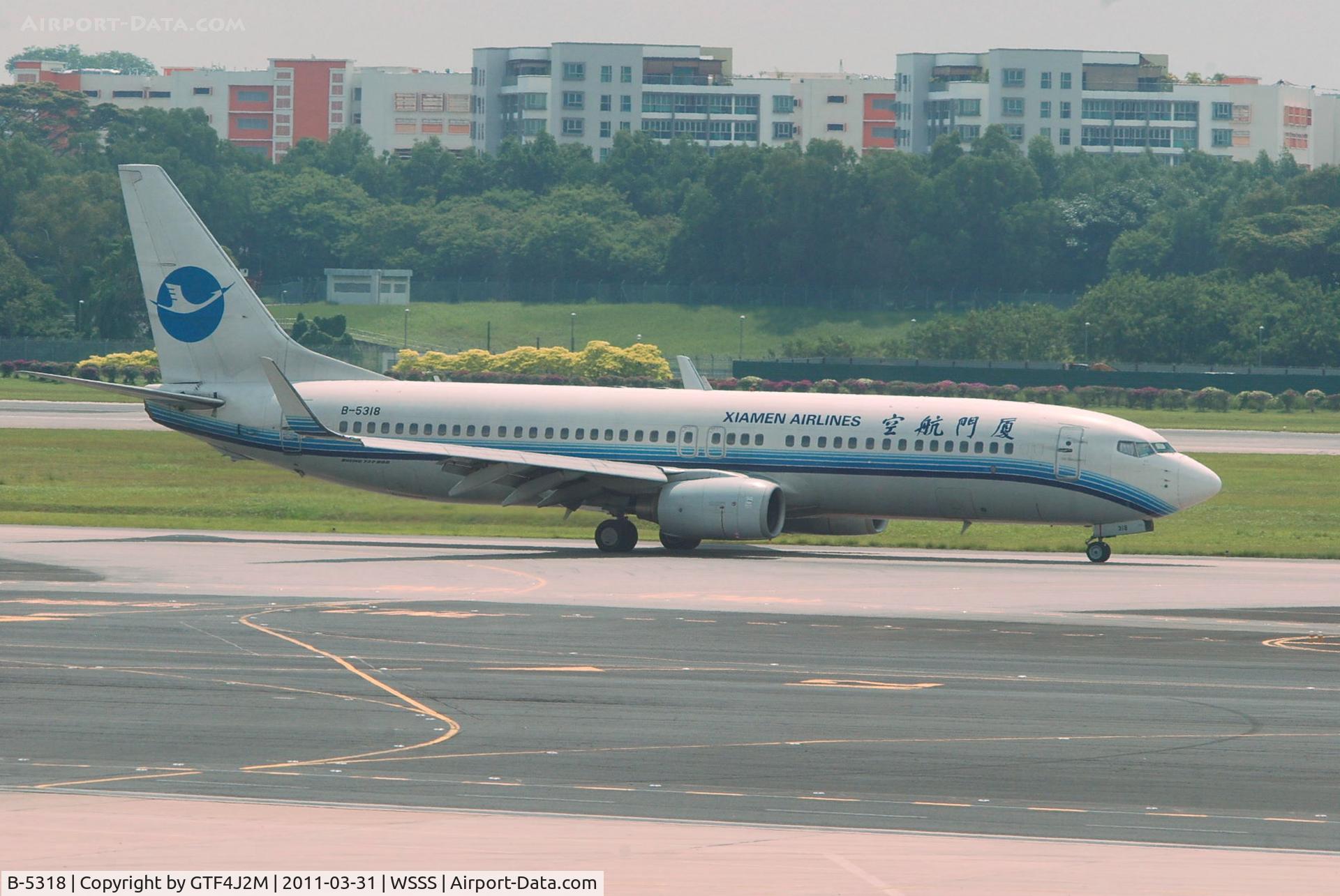 B-5318, 2007 Boeing 737-85C C/N 30723/2283, 5-5318 at Singapore, Changi 31.3.11