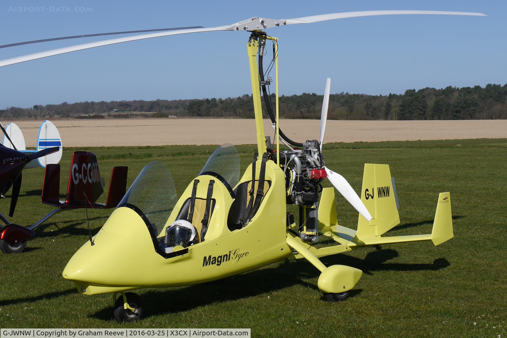 G-JWNW, 2010 Magni Gyro M-16C Tandem Trainer C/N 16-10-5644, Parked at Northrepps.