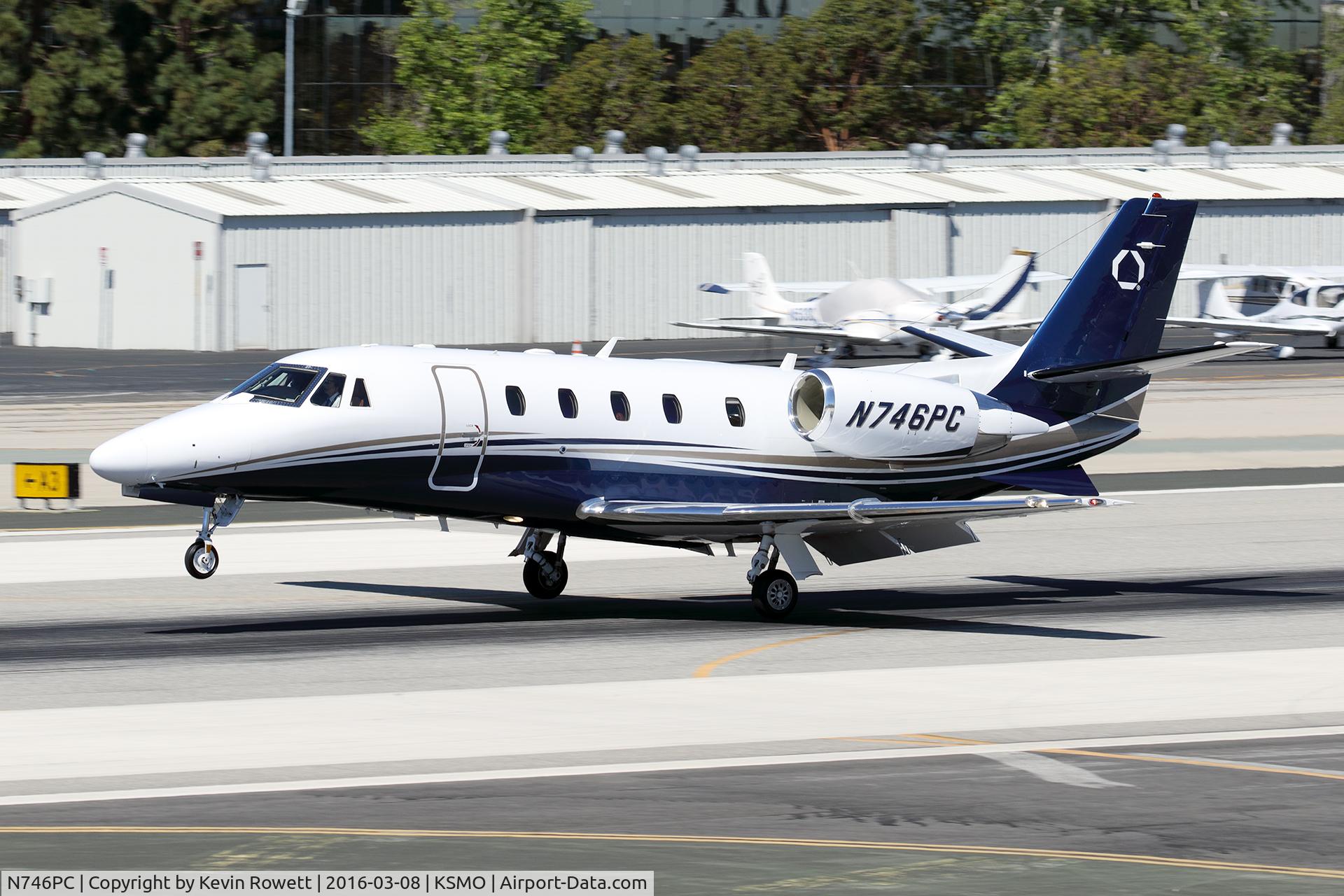 N746PC, 2015 Cessna 560XL Citation Excel C/N 560-6192, Landing at Santa Monica.