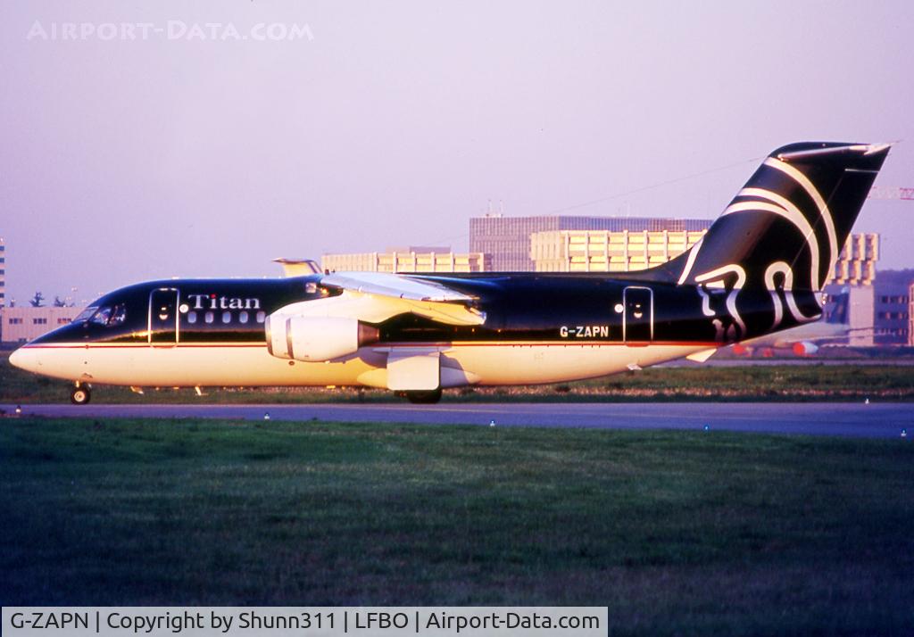 G-ZAPN, 1988 British Aerospace BAe.146-200QC Quick Change C/N E2119, Taxiing holding point rwy 32R for departure in early morning...