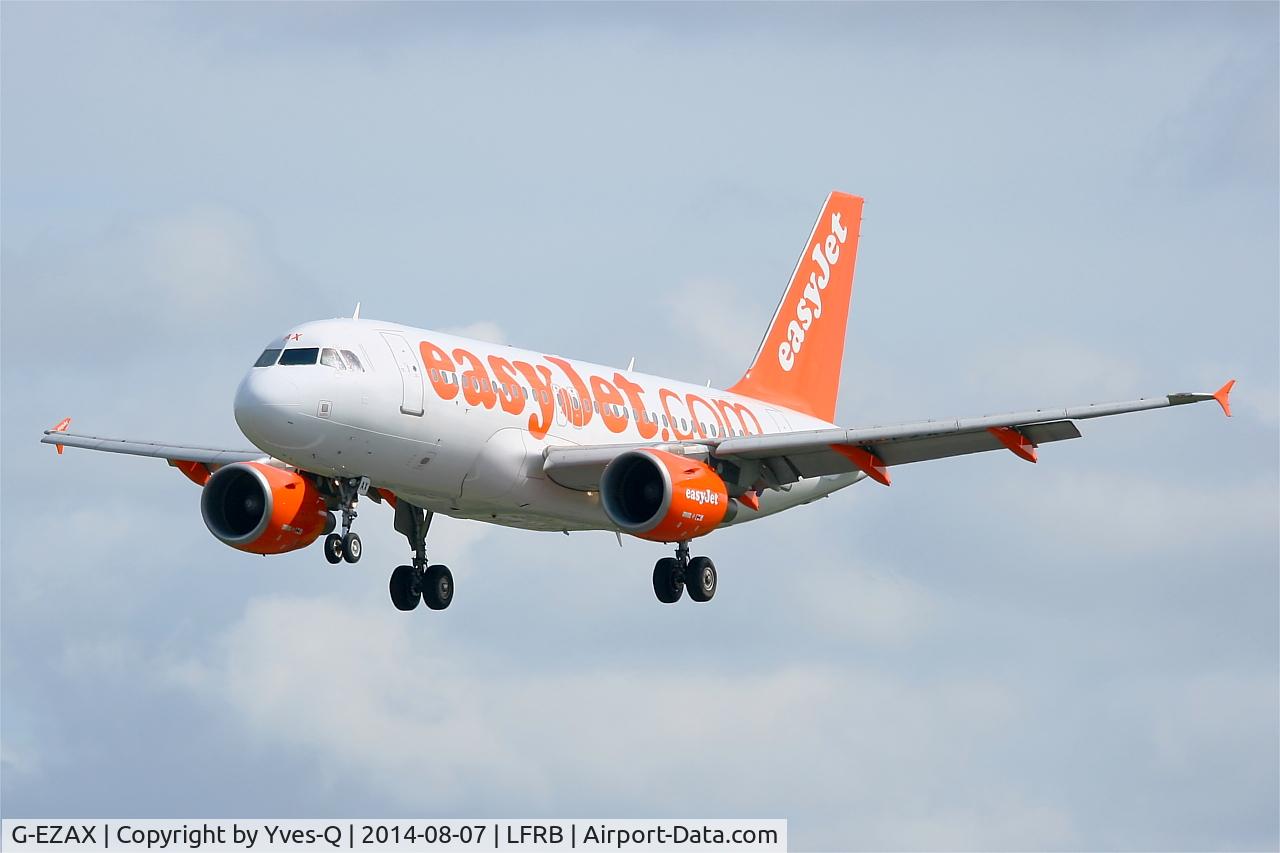 G-EZAX, 2006 Airbus A319-111 C/N 2818, Airbus A319-111, Short approach rwy 25L, Brest-Bretagne Airport (LFRB-BES)