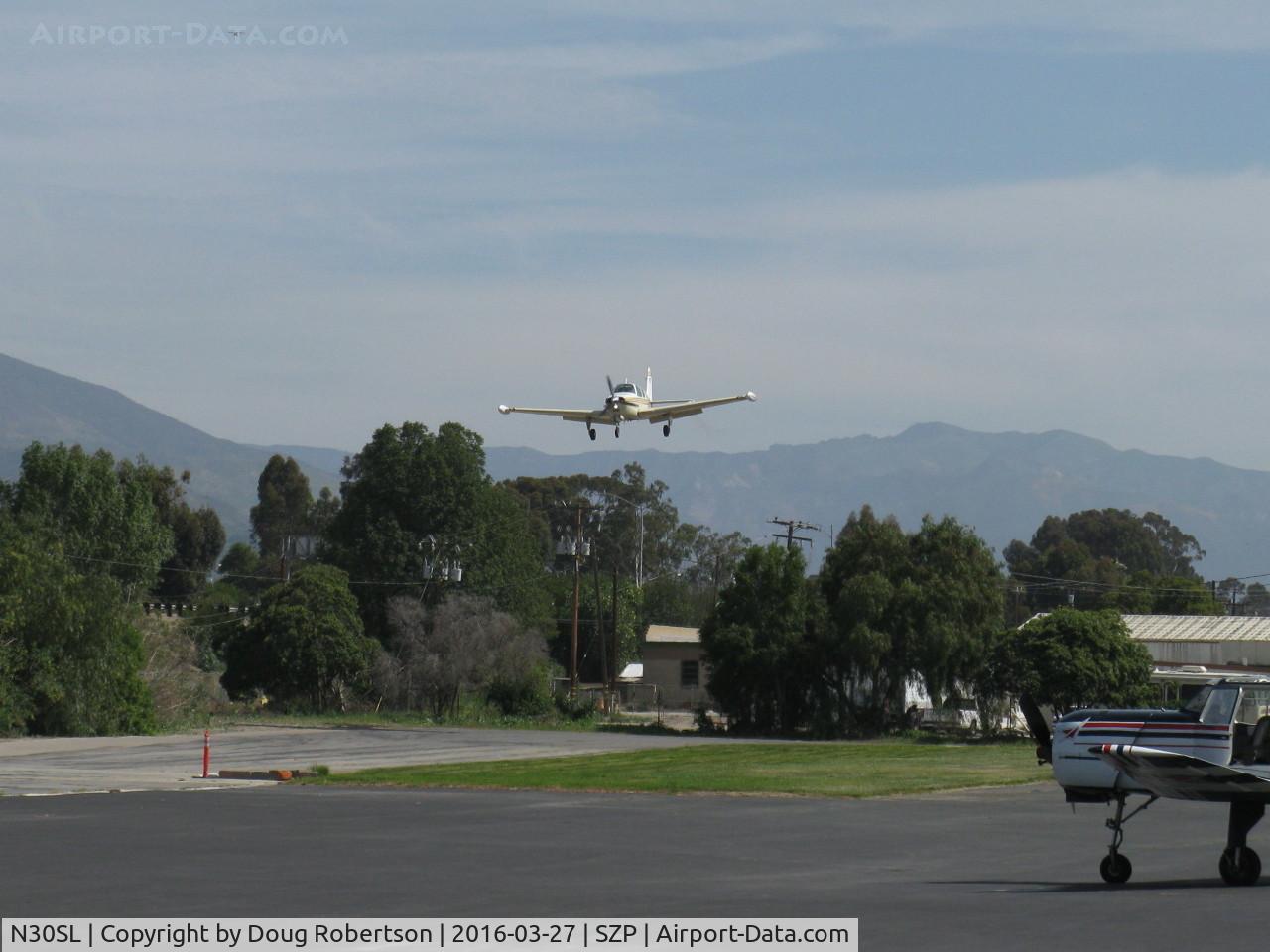 N30SL, 1972 Beech A36 Bonanza 36 C/N E-338, 1972 Beech A36 BONANZA, Continental IO-520 285 Hp, on final Rwy 22