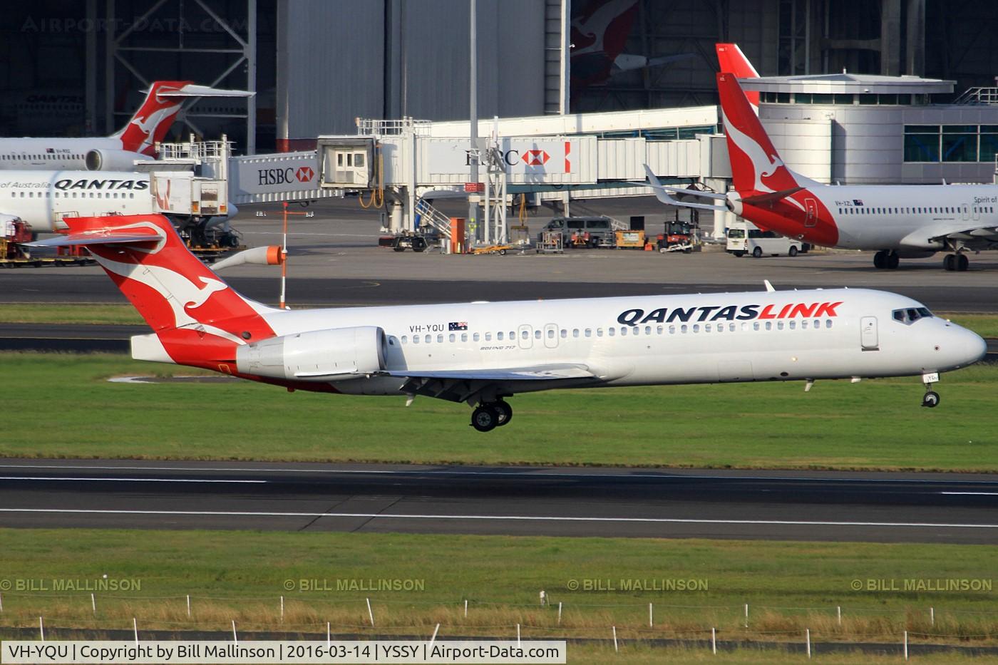 VH-YQU, 2004 Boeing 717-2BL C/N 55180, ready for 16R