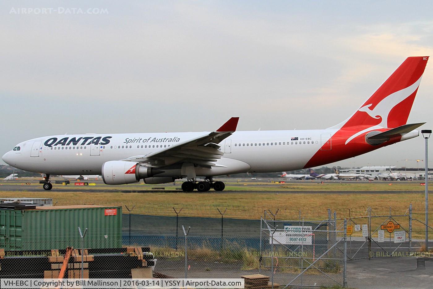 VH-EBC, 2002 Airbus A330-202 C/N 506, taxiing to 34R