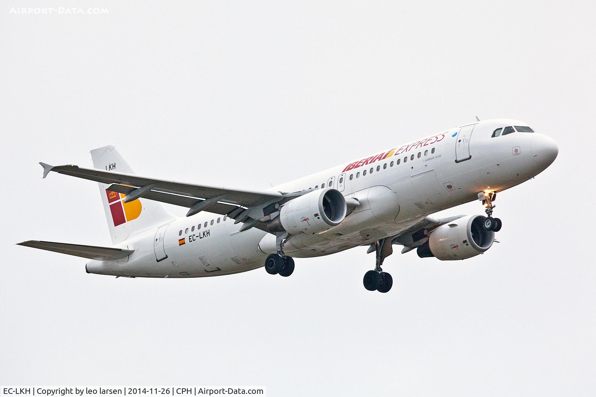 EC-LKH, 1999 Airbus A320-214 C/N 1101, Copenhagen 26.11.14