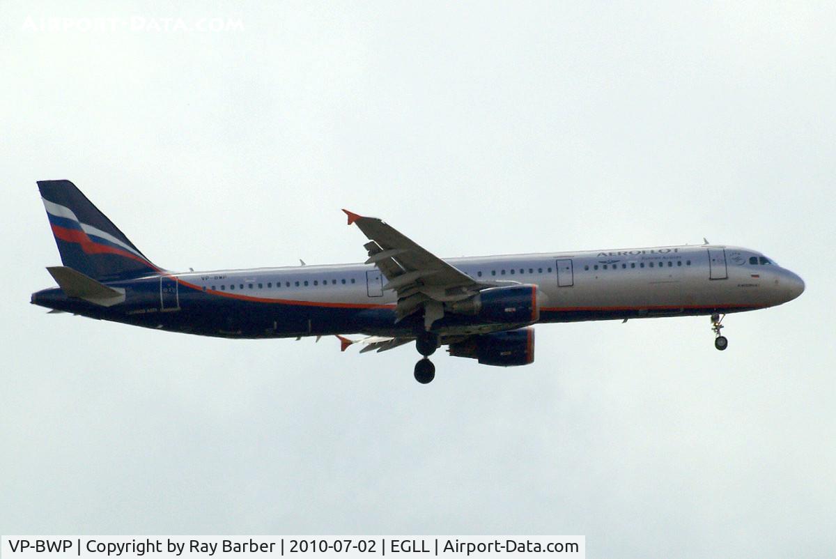 VP-BWP, 2004 Airbus A321-211 C/N 2342, Airbus A321-211 [2342] (Aeroflot) Home~G 02/07/2010. On approach 27L.