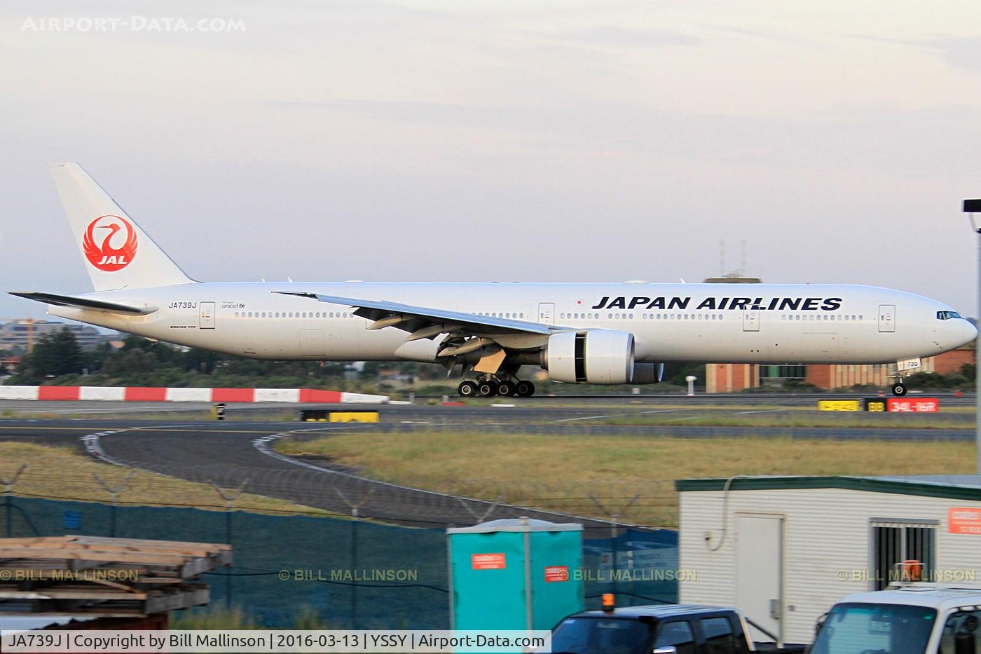 JA739J, 2008 Boeing 777-346/ER C/N 37437, in from NRT