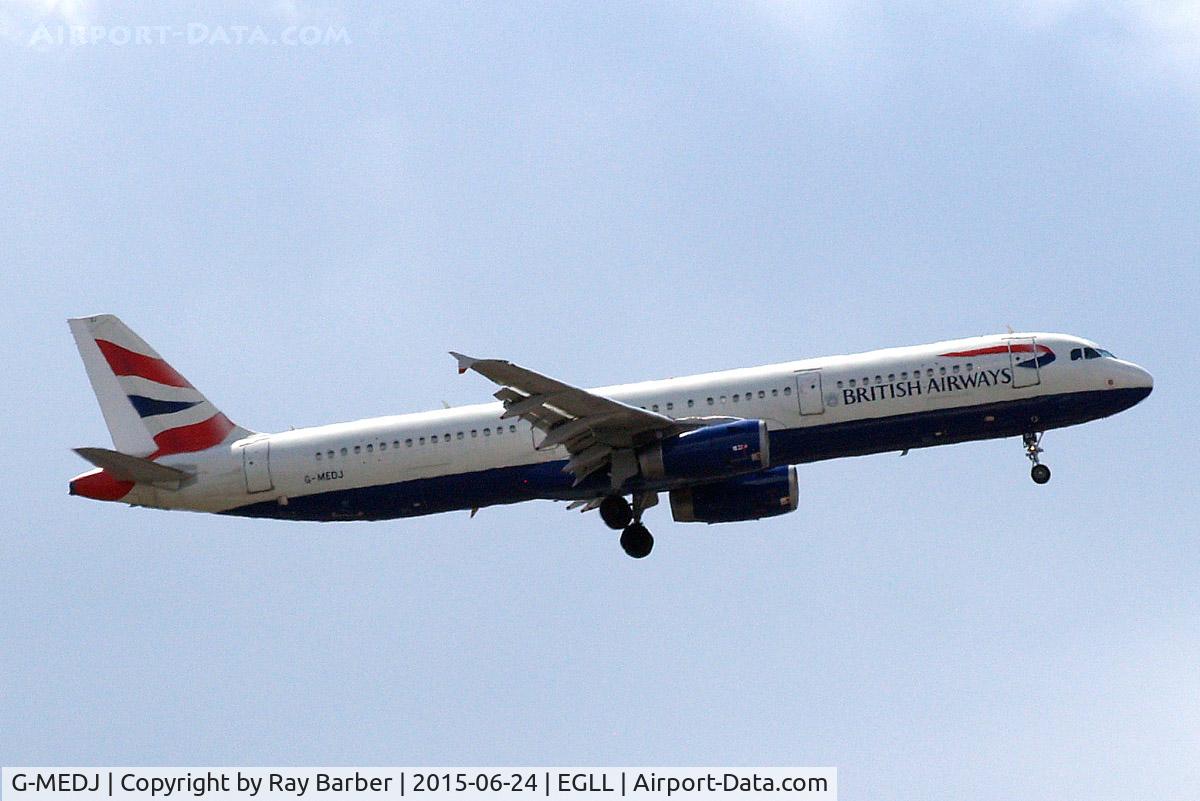 G-MEDJ, 2004 Airbus A321-231 C/N 2190, Airbus A321-231 [2190] (British Airways) Home~G 24/06/2015. On approach 27L with new white tail rudder.