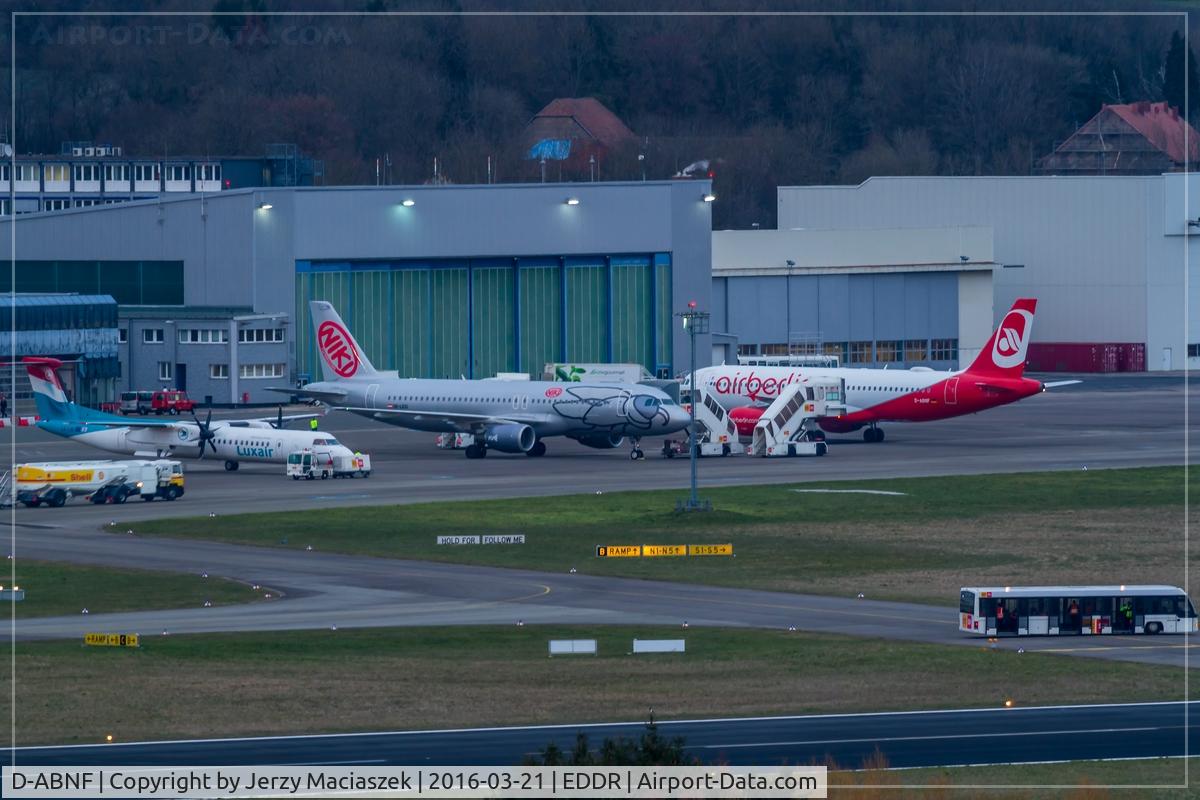 D-ABNF, 2003 Airbus A320-214 C/N 1961, Airbus A320-214
