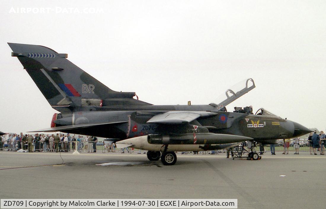 ZD709, 1984 Panavia Tornado GR.1 C/N 324/BS113/3150, Panavia Tornado GR.1 at RAF Leeming's Air Fair 94.