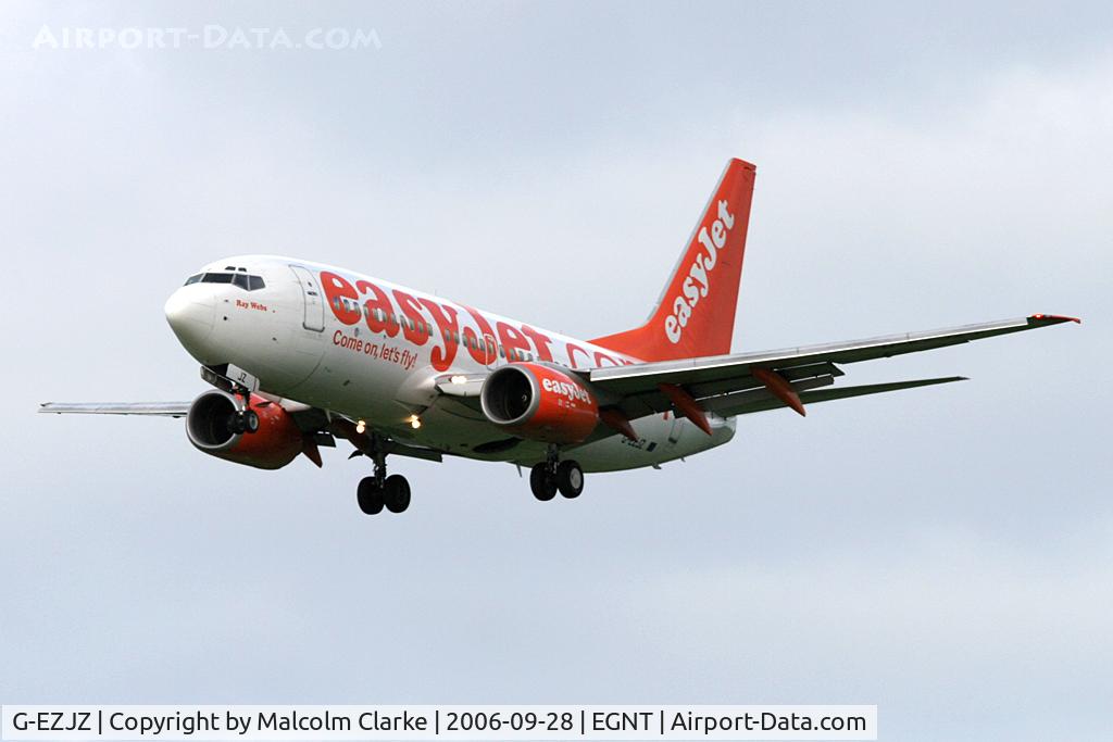 G-EZJZ, 2003 Boeing 737-73V C/N 32421, Boeing_737-73V on approach to 25 at Newcastle Airport, September 2016.