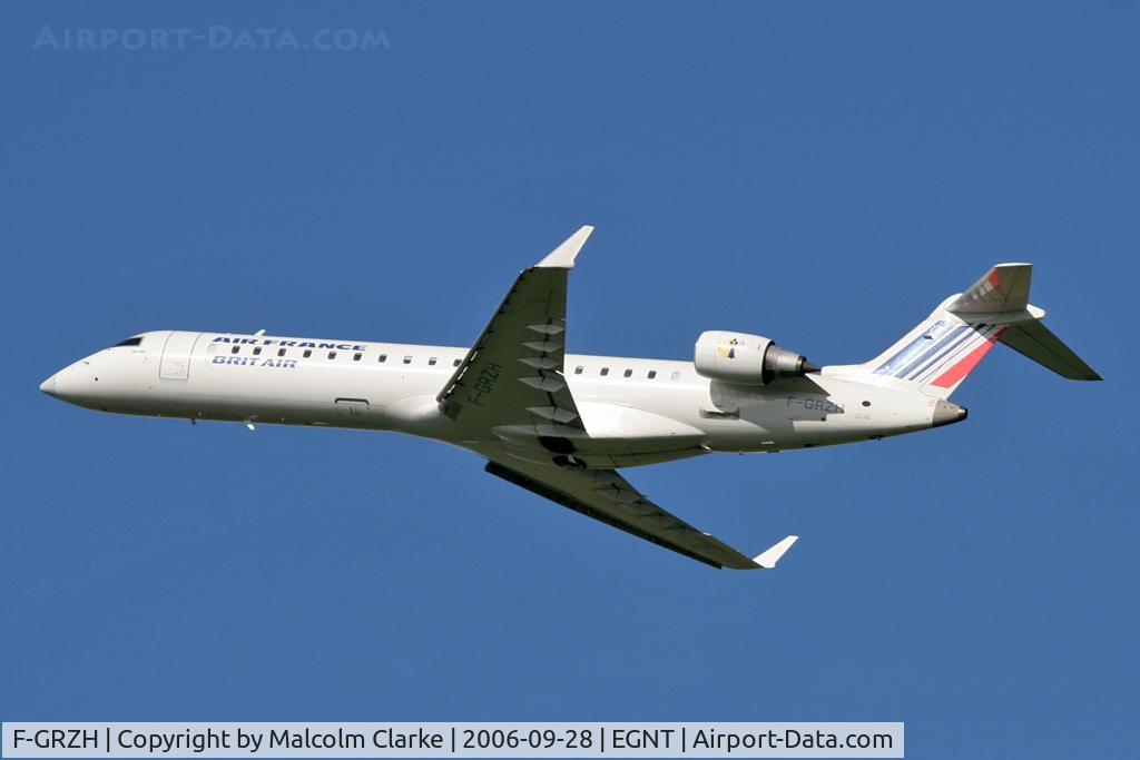F-GRZH, 2003 Bombardier CRJ-702 (CL-600-2C10) Regional Jet C/N 10089, Canadair CL-600-2C10 Regional Jet CRJ-702, Newcastle Airport, September 2006.