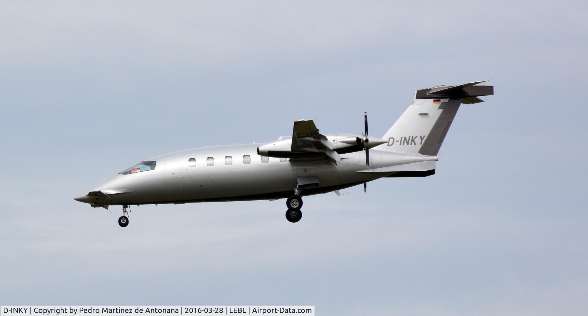 D-INKY, 2008 Piaggio P-180 Avanti C/N 1162, El Prat -  Barcelona  -  España
