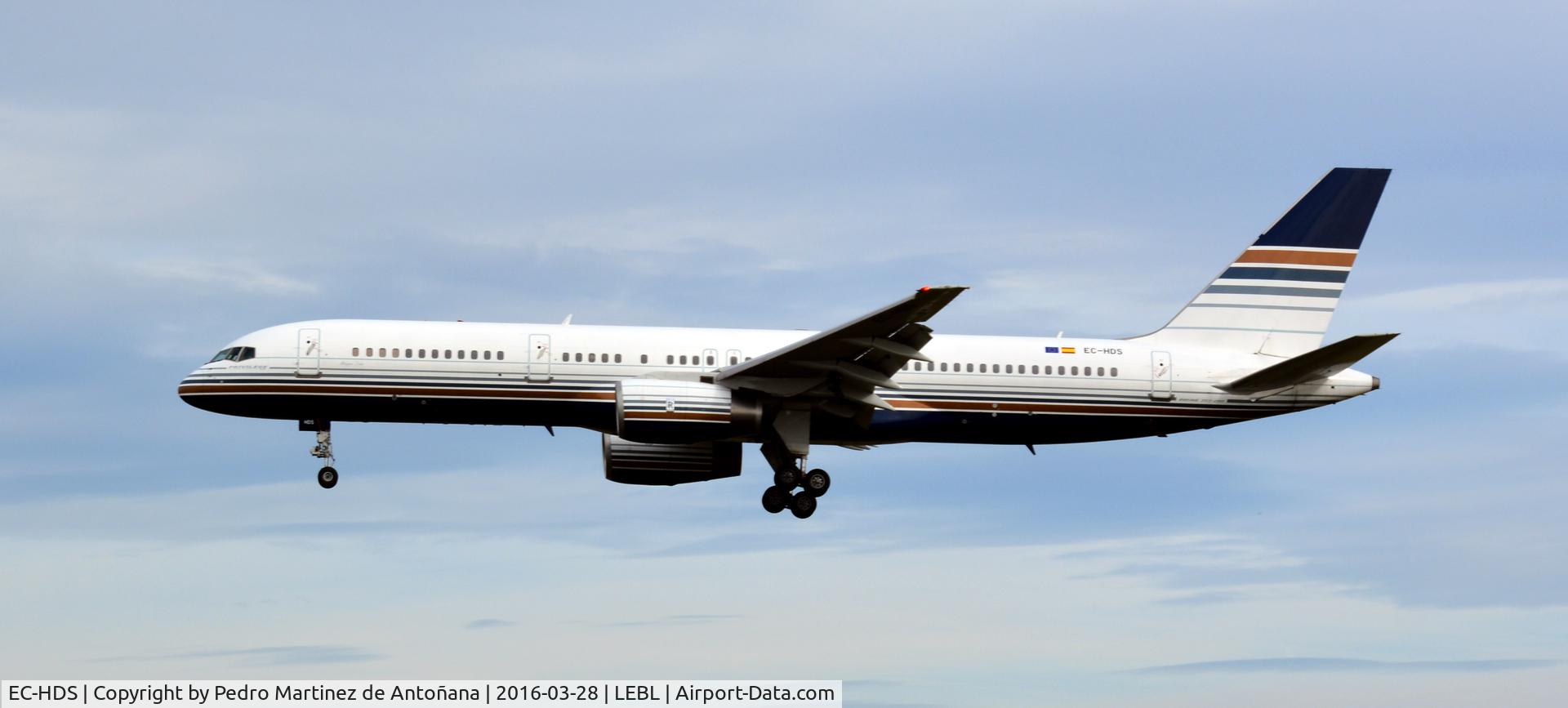EC-HDS, 1999 Boeing 757-256 C/N 26252, El Prat -  Barcelona  -  España