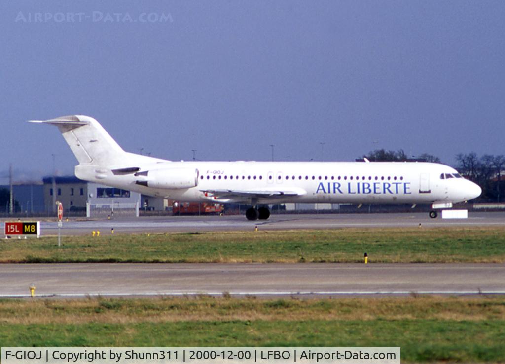 F-GIOJ, 1993 Fokker 100 (F-28-0100) C/N 11454, Ready for take off from rwy 15L