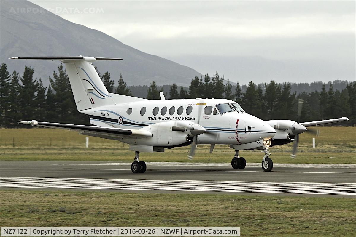 NZ7122, 2006 Raytheon B200 King Air C/N BB-1944, At 2016 Warbirds Over Wanaka Airshow , Otago , New Zealand