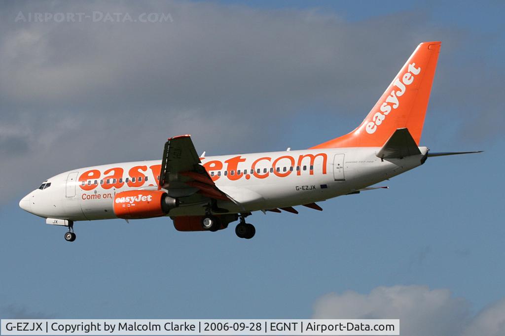 G-EZJX, 2003 Boeing 737-73V C/N 32419, Boeing 737-73V on approach to Newcastle Airport, September 2006.