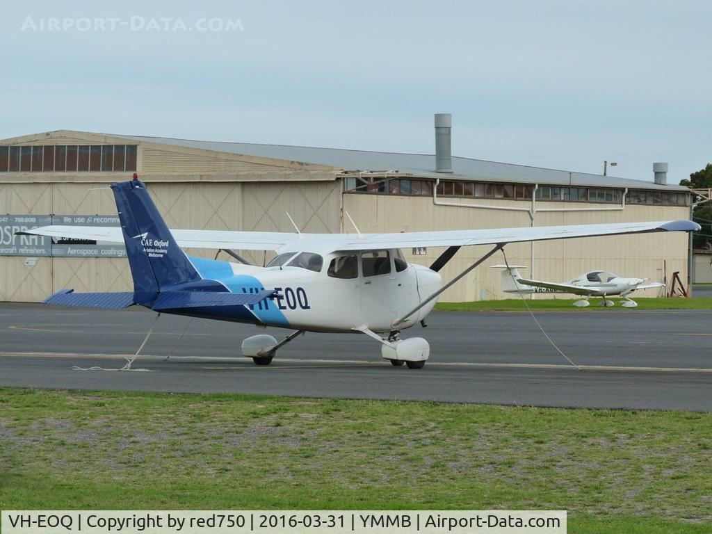 VH-EOQ, 2005 Cessna 172S C/N 172S10008, Cessna 172S VH-EOQ at Moorabbin, Mar 31, 2016