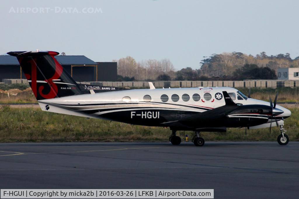 F-HGUI, 2012 Beechcraft B200GT King Air C/N BY-155, Taxiing