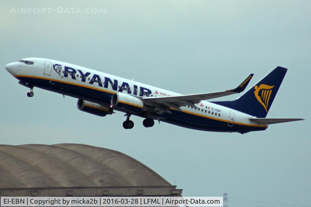 EI-EBN, 2009 Boeing 737-8AS C/N 35003, Take off