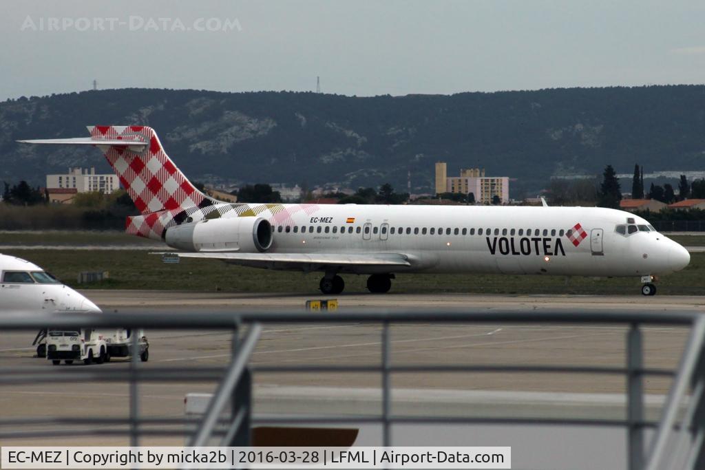 EC-MEZ, 2000 Boeing 717-2CM C/N 55059, Taxiing