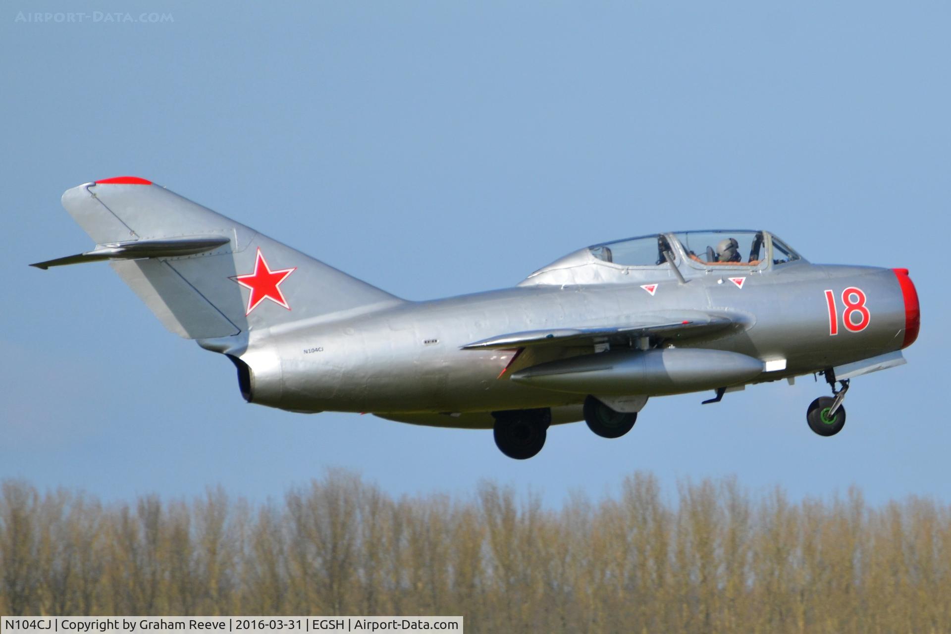 N104CJ, 1952 PZL-Mielec SBLim-2 (MiG-15UTI) C/N 1A01004, Landing at Norwich.