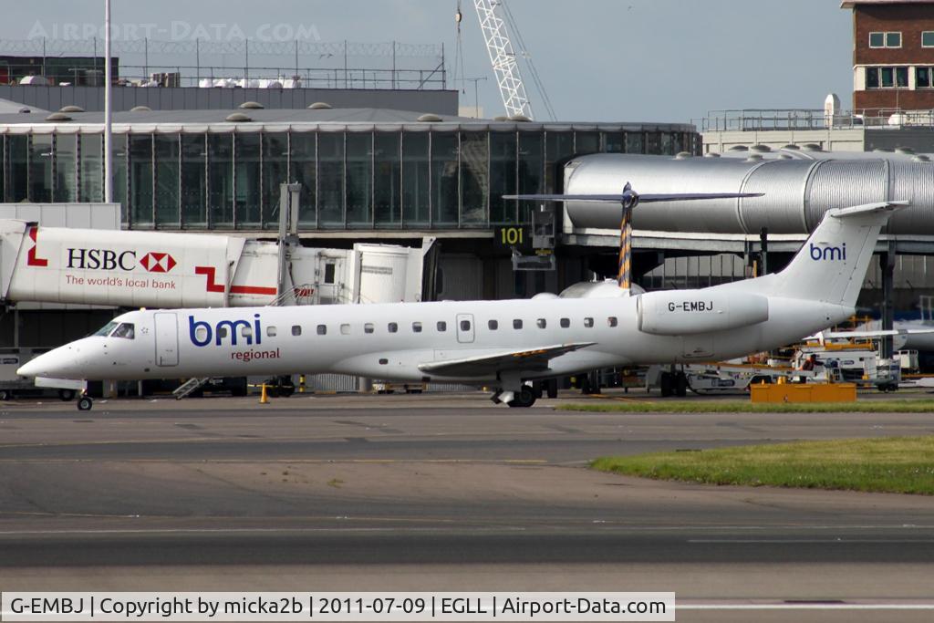 G-EMBJ, 1999 Embraer ERJ-145EU (EMB-145EU) C/N 145134, Taxiing