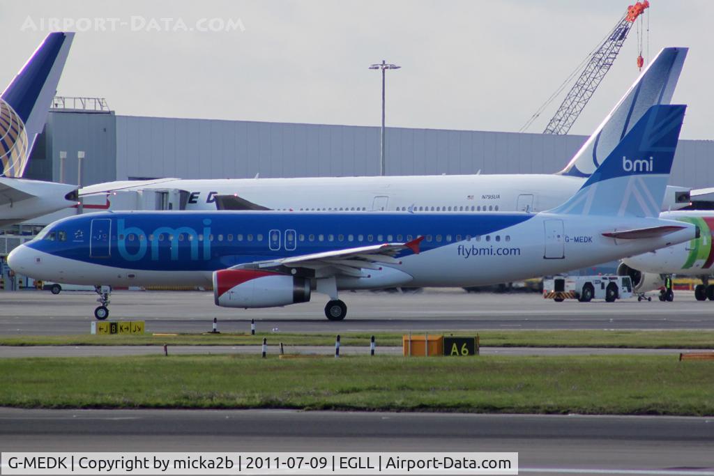 G-MEDK, 2005 Airbus A320-232 C/N 2441, Taxiing