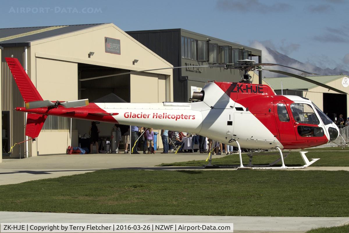 ZK-HJE, Aerospatiale AS-350BA Ecureuil C/N 1307, At Wanaka