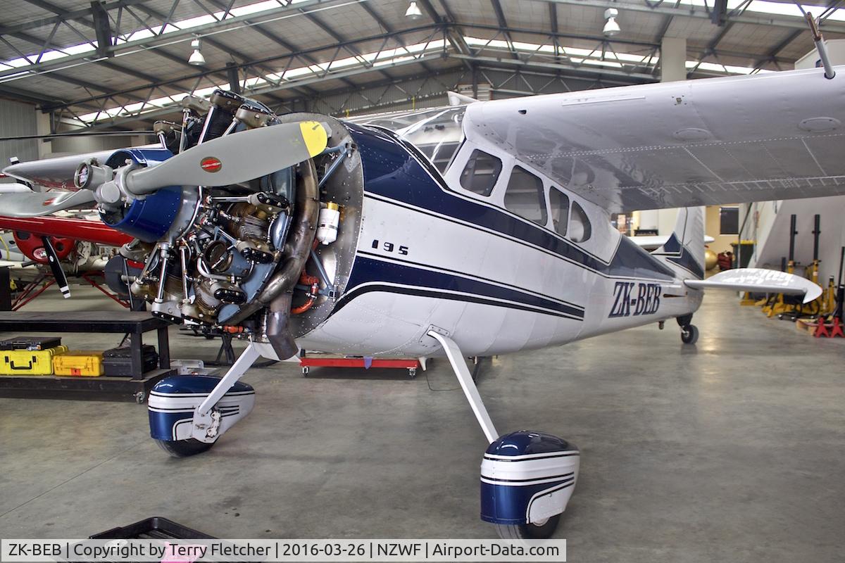 ZK-BEB, 1949 Cessna 195 C/N 7410, At Wanaka