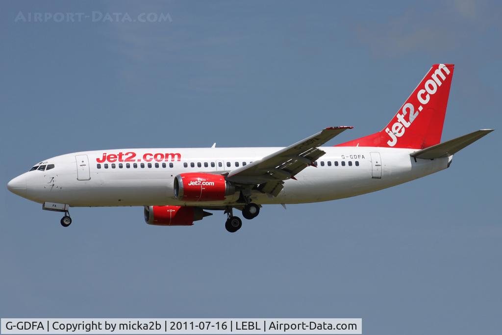 G-GDFA, 1988 Boeing 737-3G7 C/N 24011, Landing