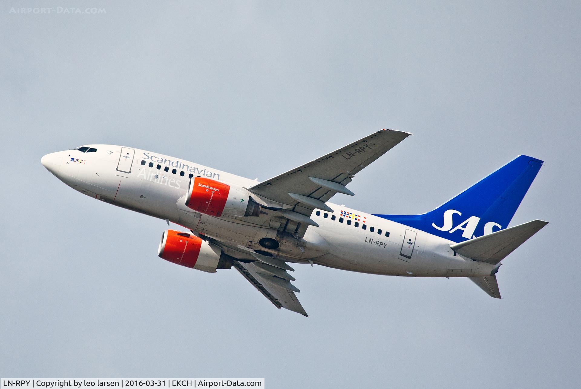 LN-RPY, 1998 Boeing 737-683 C/N 28292, Copenhagen 31.3.16