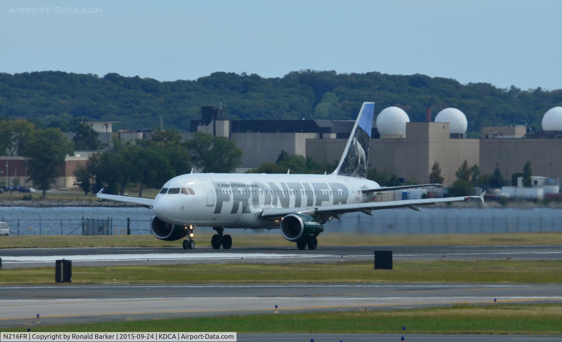 N216FR, 2011 Airbus A320-214 C/N 4745, Takeoff National