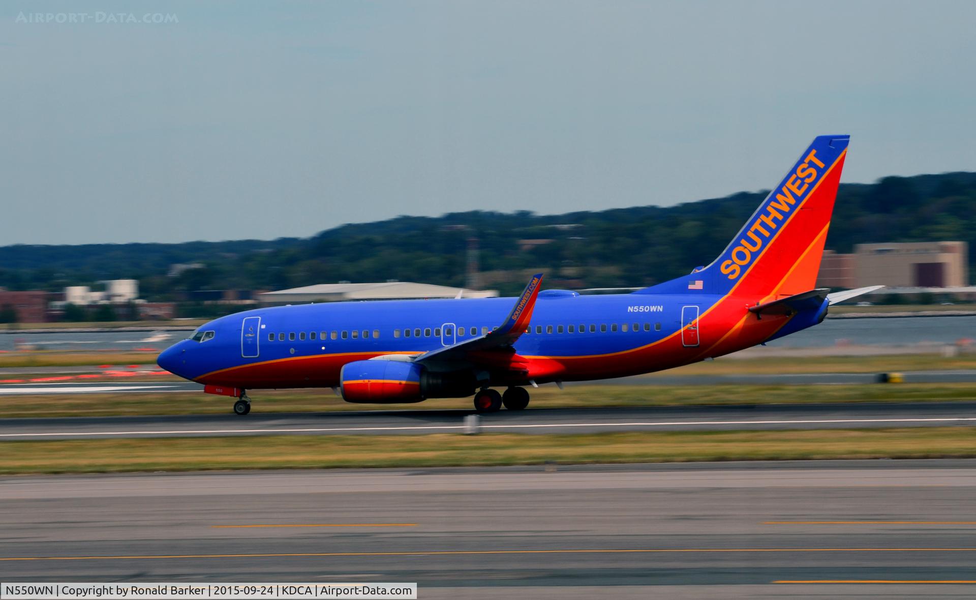 N550WN, 2001 Boeing 737-76Q C/N 30279, Takeoff roll National