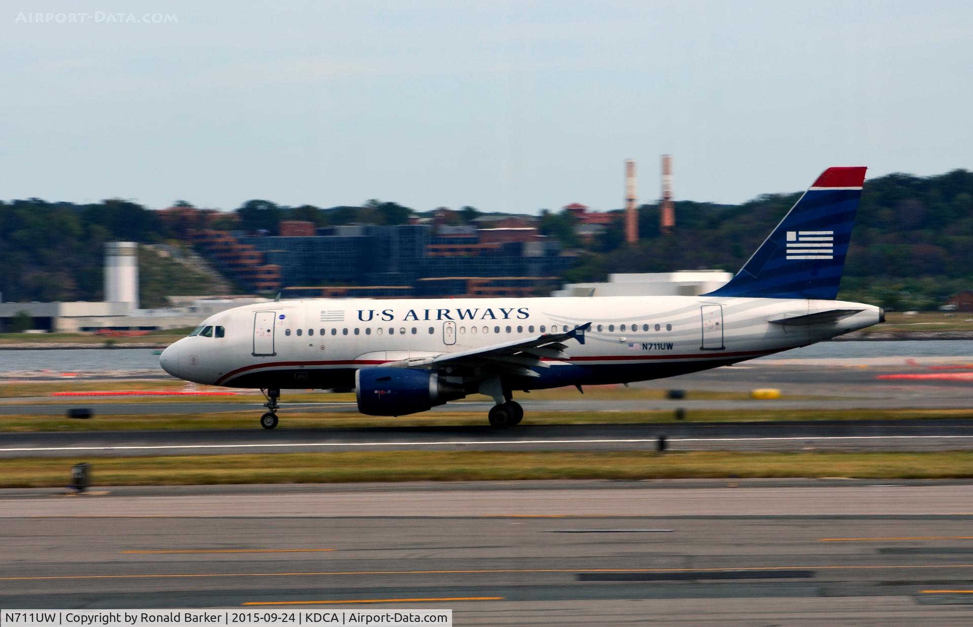 N711UW, 1999 Airbus A319-112 C/N 1033, Takeoff  National