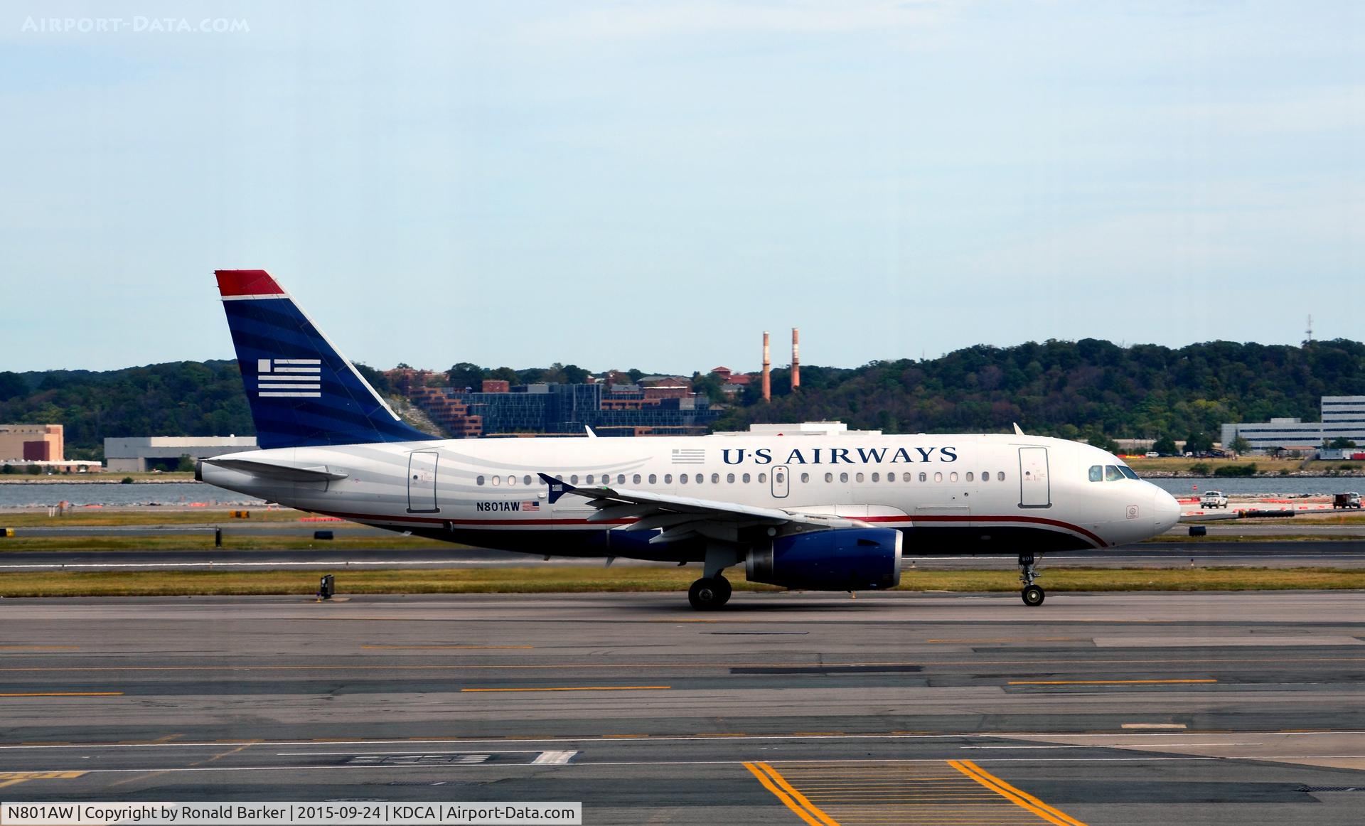 N801AW, 1998 Airbus A319-132 C/N 0889, Taxi National