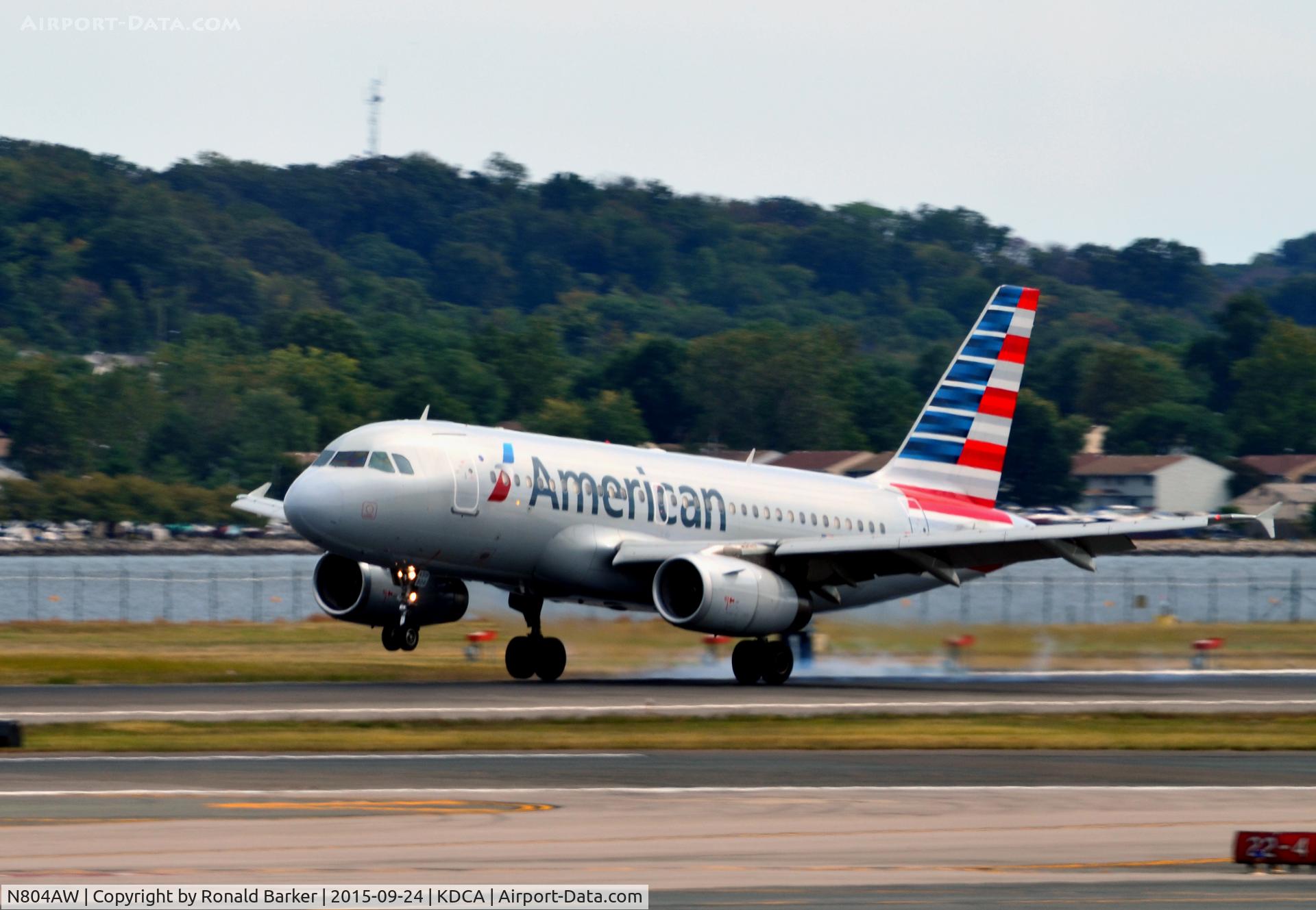 N804AW, 1999 Airbus A319-132 C/N 1043, Landing National