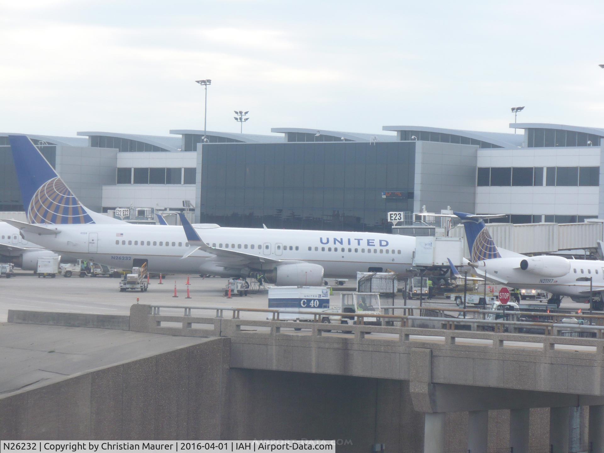 N26232, 1999 Boeing 737-824 C/N 28942, Boeing 737-824S