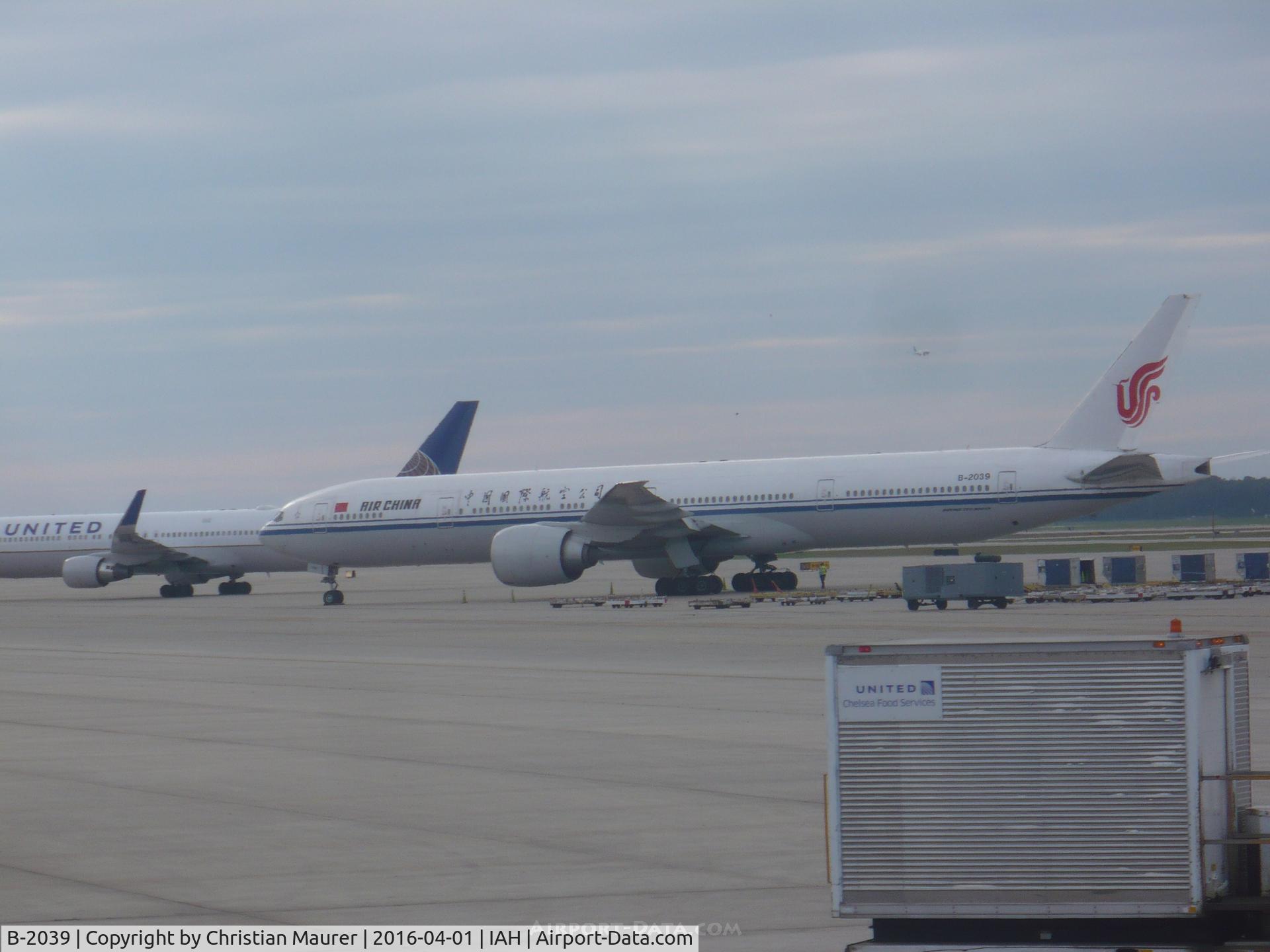 B-2039, 2013 Boeing 777-39L/ER C/N 38679, Boeing 777-29LER